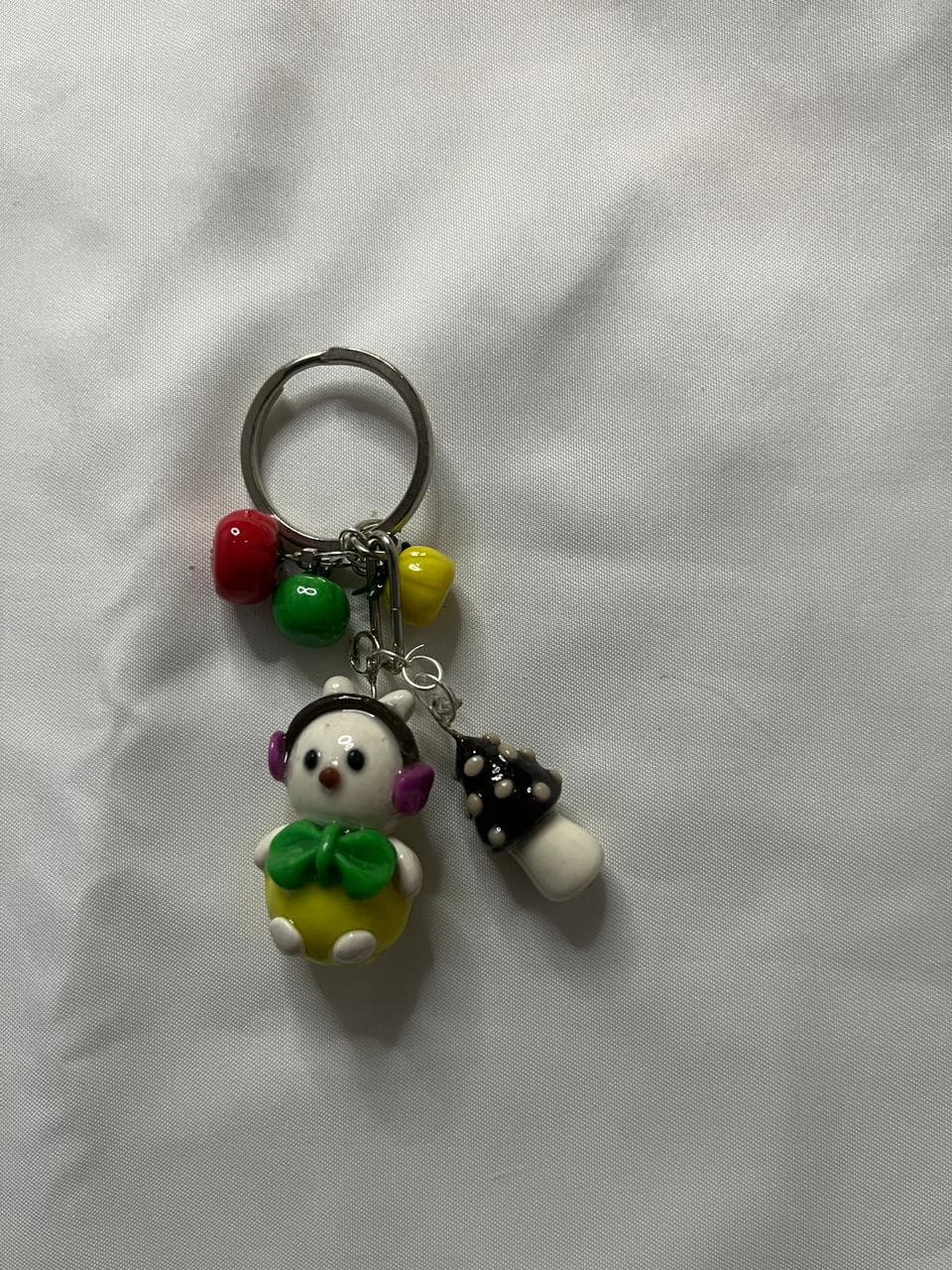 Cute teddy with headphones